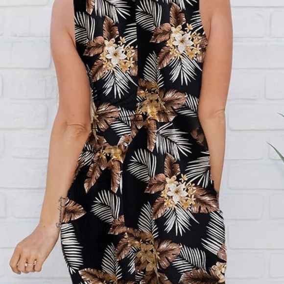 Acelitt Tropical Floral Black Cutout Bodycon Dress NWT - Picture 2 of 3